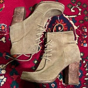Frye Parker Moc Short Boot tan suede boots